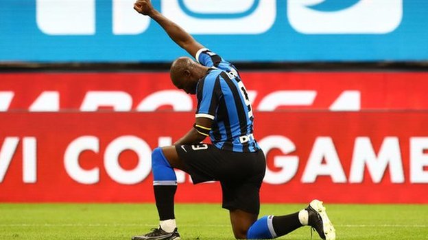 Inter Milan 2-1 Sampdoria: Romelu Lukaku scores as Serie A returns