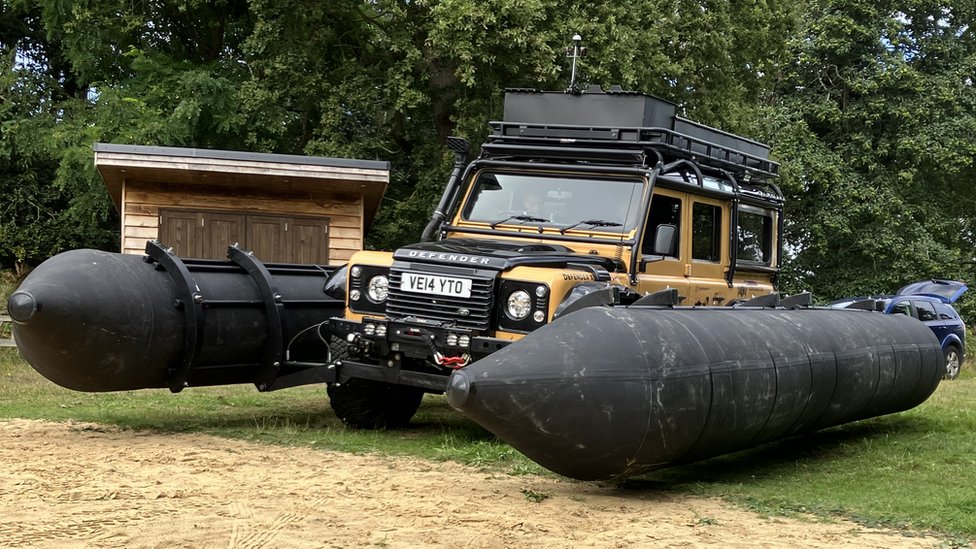 Suffolk lake hosts amphibious Land Rover ahead of 'epic drive