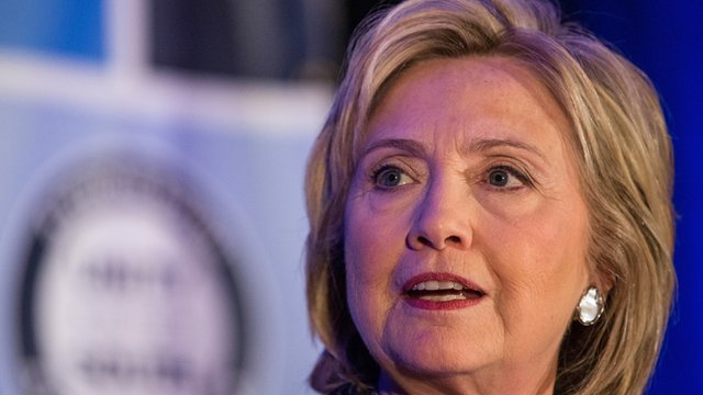 Hilary Clinton trails rival Bernie Sanders in New Hampshire polls