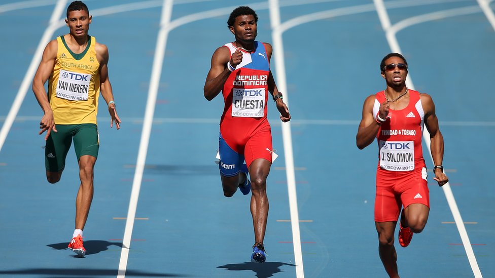 Los resultados de Van Niekerk (izquierda) no fueron siempre fueron los esperados. Wayde Van Niekerk