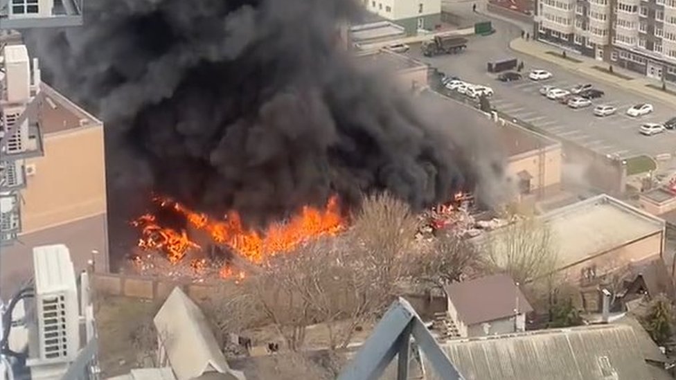 Secret police building on fire in Russia’s Rostov-on-Don (bbc.com)