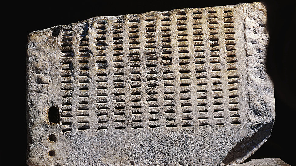 Trozo de kleroterion