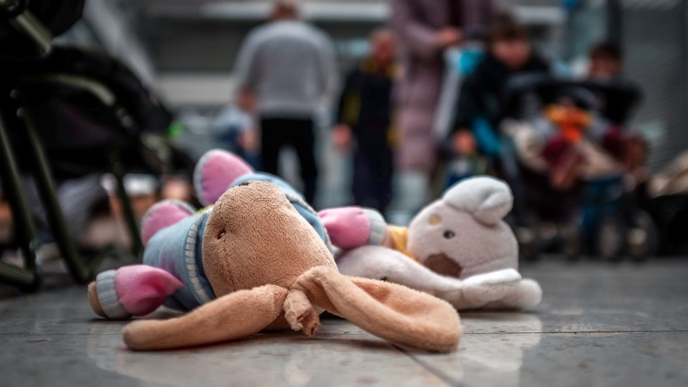 Toys left for refugees