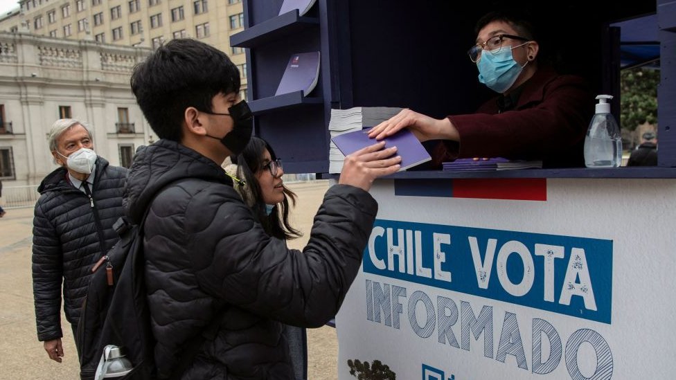 "Chile vota informado"