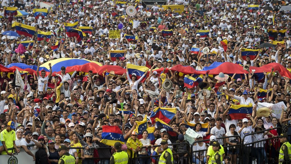 Venezuela Aid Live crowd