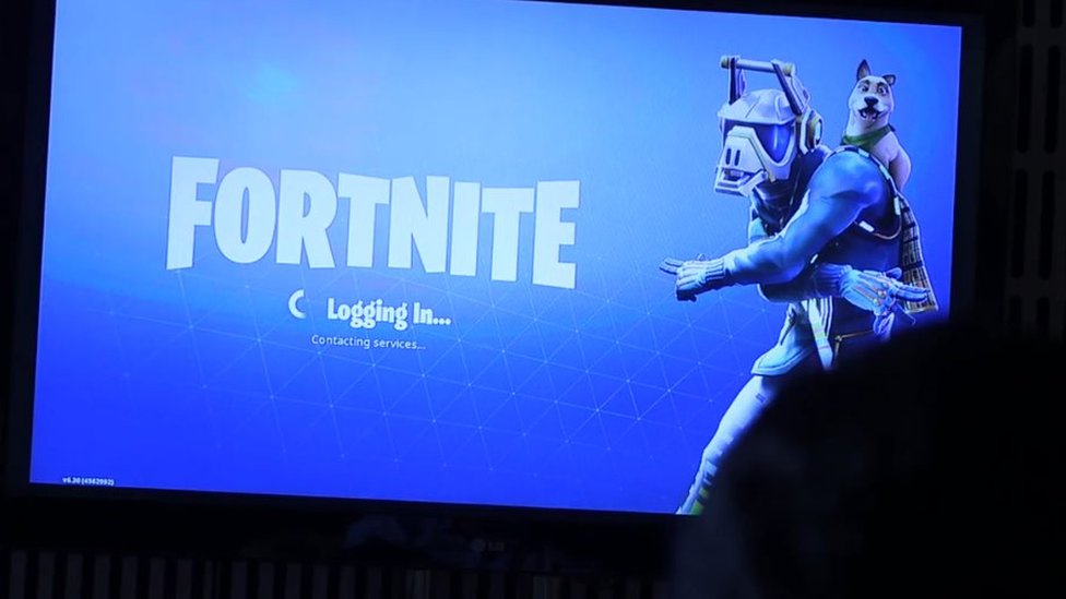 Fortnite Teen Hackers Earning Thousands Of Pounds A Week Bbc News