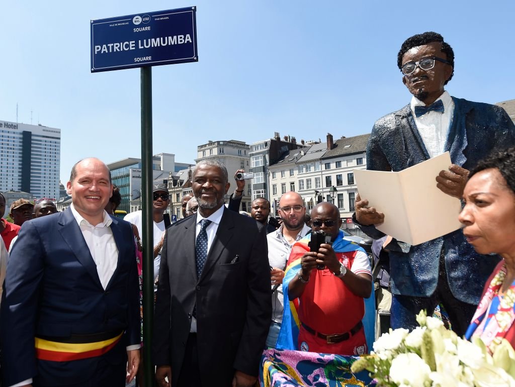 Конголезский герой независимости Патрис Лумумба почитают память на площади Брюсселя