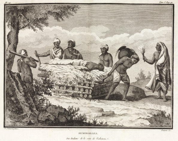 كيف حظر المستعمر البريطاني ممارسة حرق الأرامل في الهند؟ 2 INDIA - JUNE 10: Engraving by Poisson after a painting by Pierre Sonnerat (1748-1814) showing followers of the Hindu deity Vishnu preparing to cremate a body. Illustration from Sonnerat�s �Voyage aux Indes Orientales et a la Chine, fait par ordre du roi, depuis 1774 jusqu'en 1781