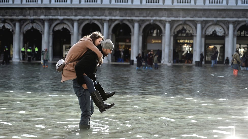 Flood in St Mark's Square, 14 Nov 19