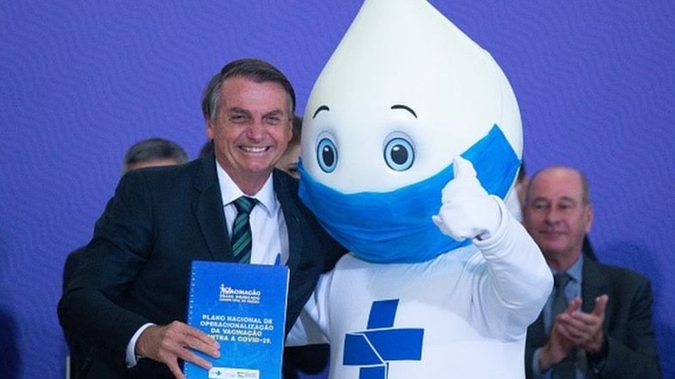 Bolsonaro e Zé Gotinha