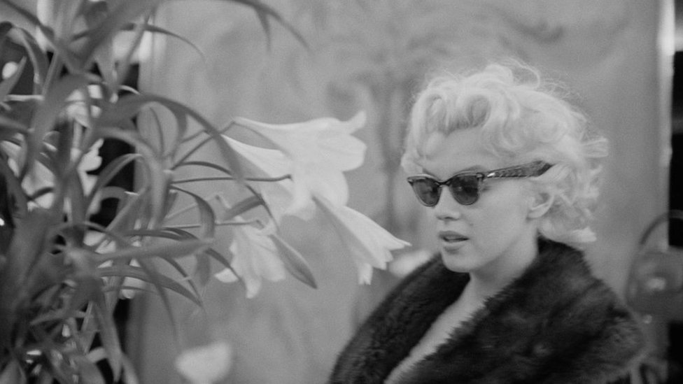 Marilyn Monroe con gafas de sol