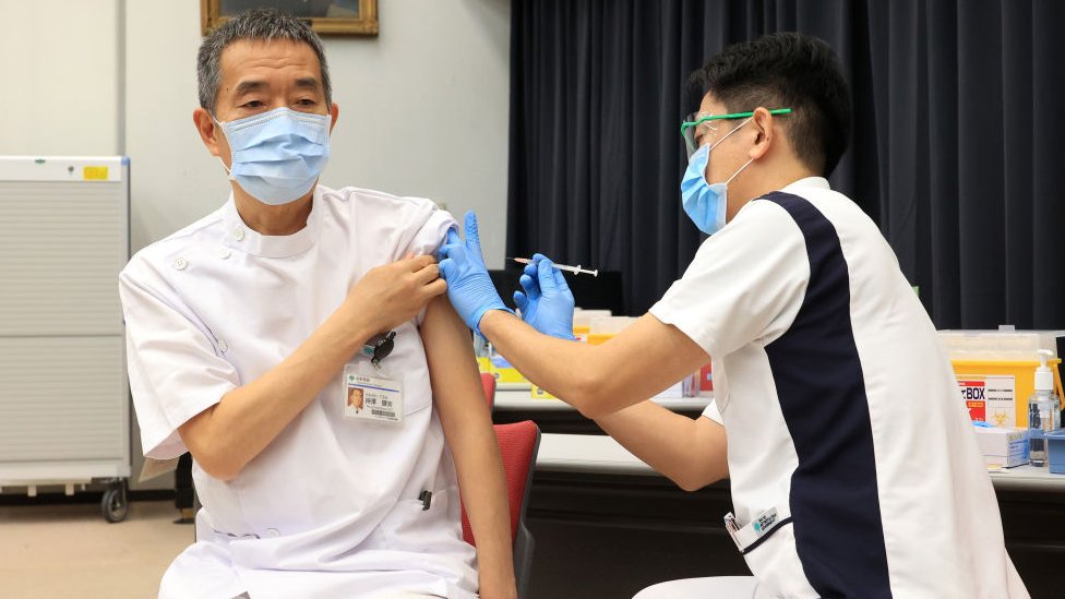 Vacinação de profissionais de saúde no Japão