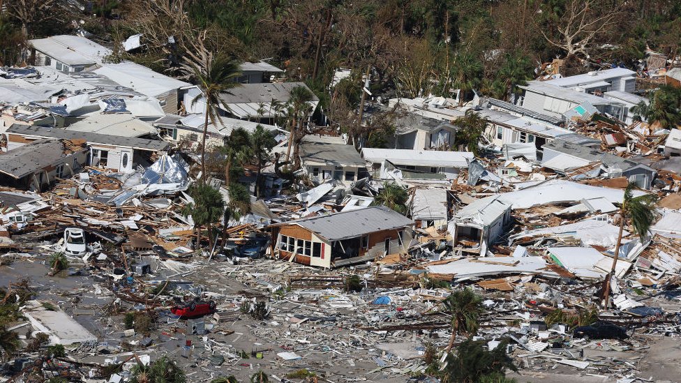 Casas destruídas em Fort Myers