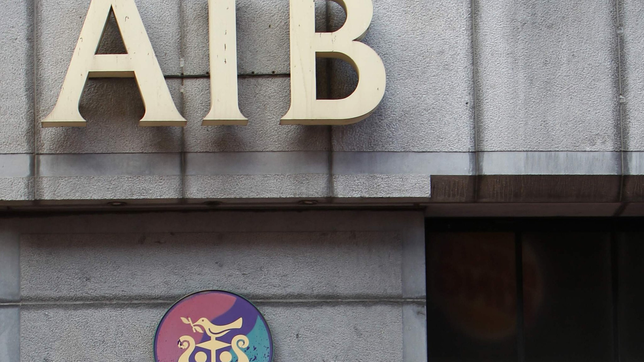 Ireland Set To Sell 25 Of Allied Irish Banks Bbc News