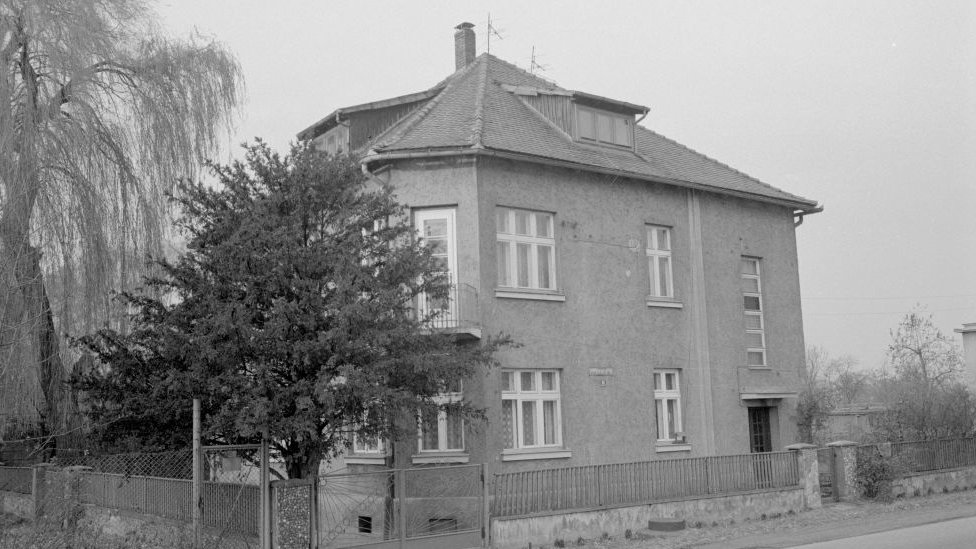 Rudolf Hes i njegova porodica živeli su u ovoj kući u krugu logora Aušvic