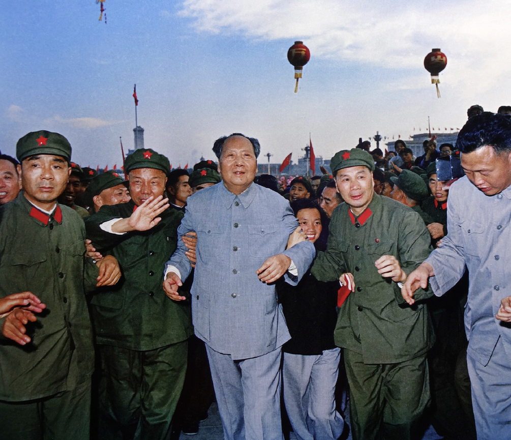 毛澤東與蕭華、楊成武在天安門廣場