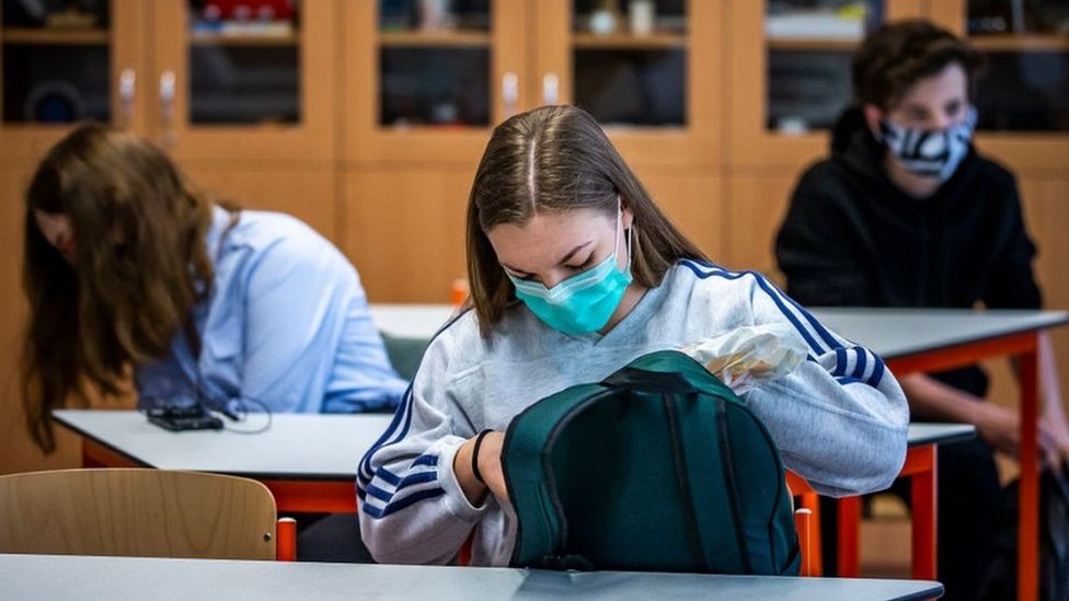 Prague school pupils, May 2020