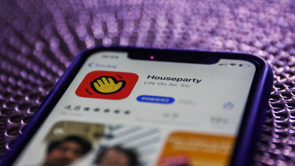 Logo de Houseparty en un celular.