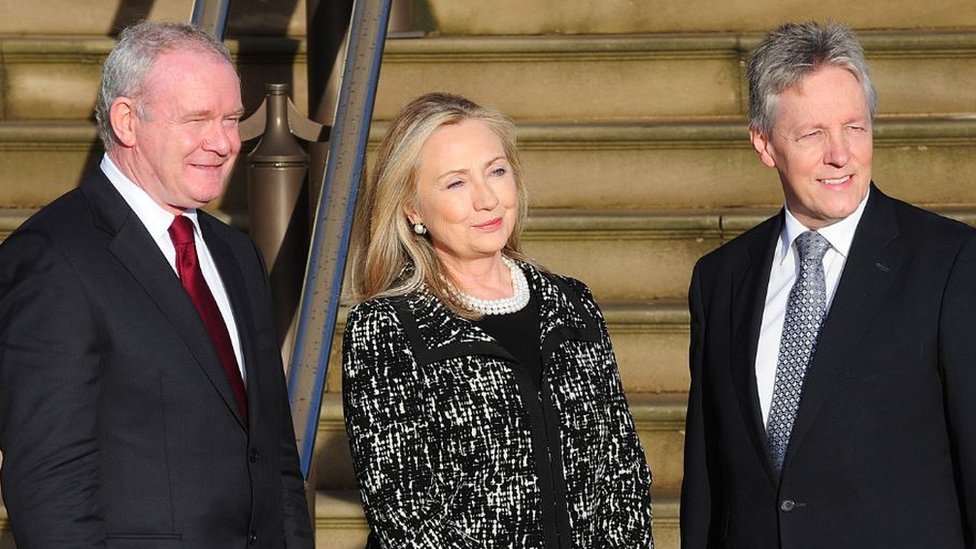 Хиллари Клинтон посетила Стормонт, когда она была госсекретарем США в 2012 году