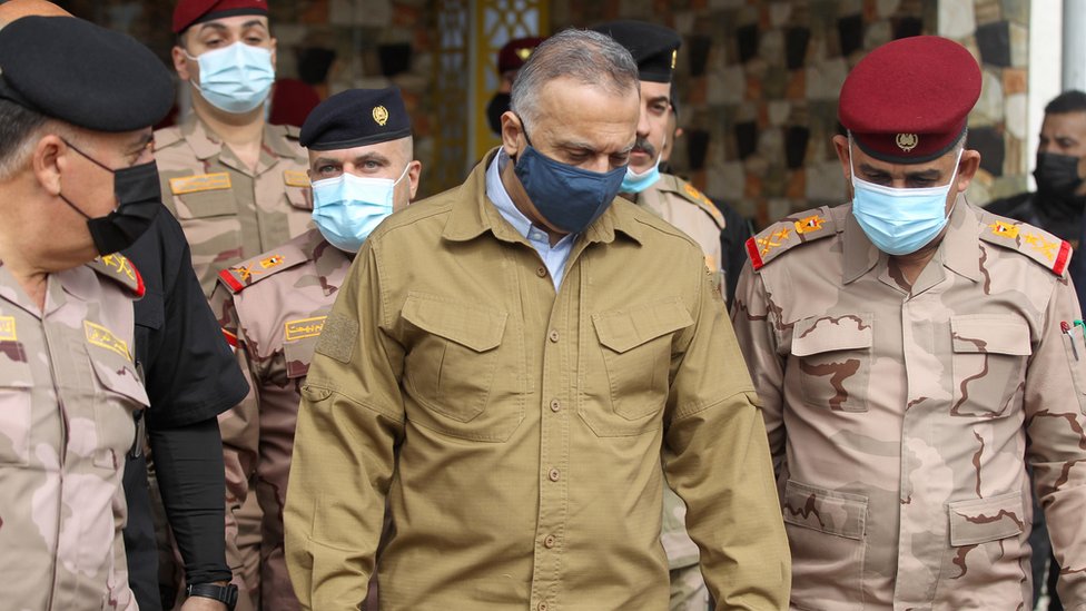 رئيس الورزار العراقي مصطفى الكاظمي في مواجهة مع الحشد الشعبي