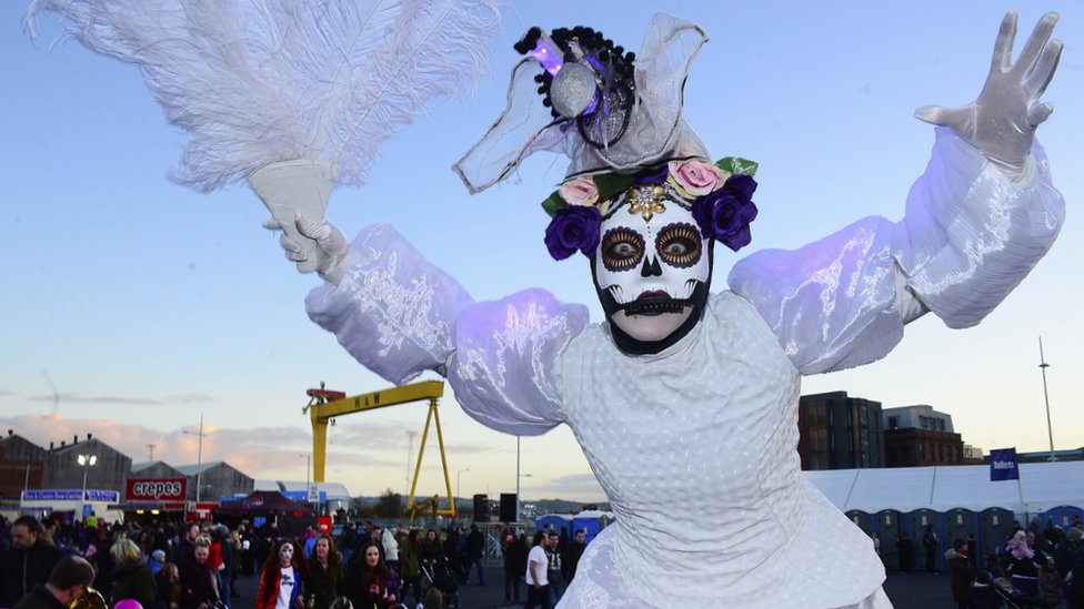 Thousands Attend Belfast S Halloween Monster Mash Bbc News