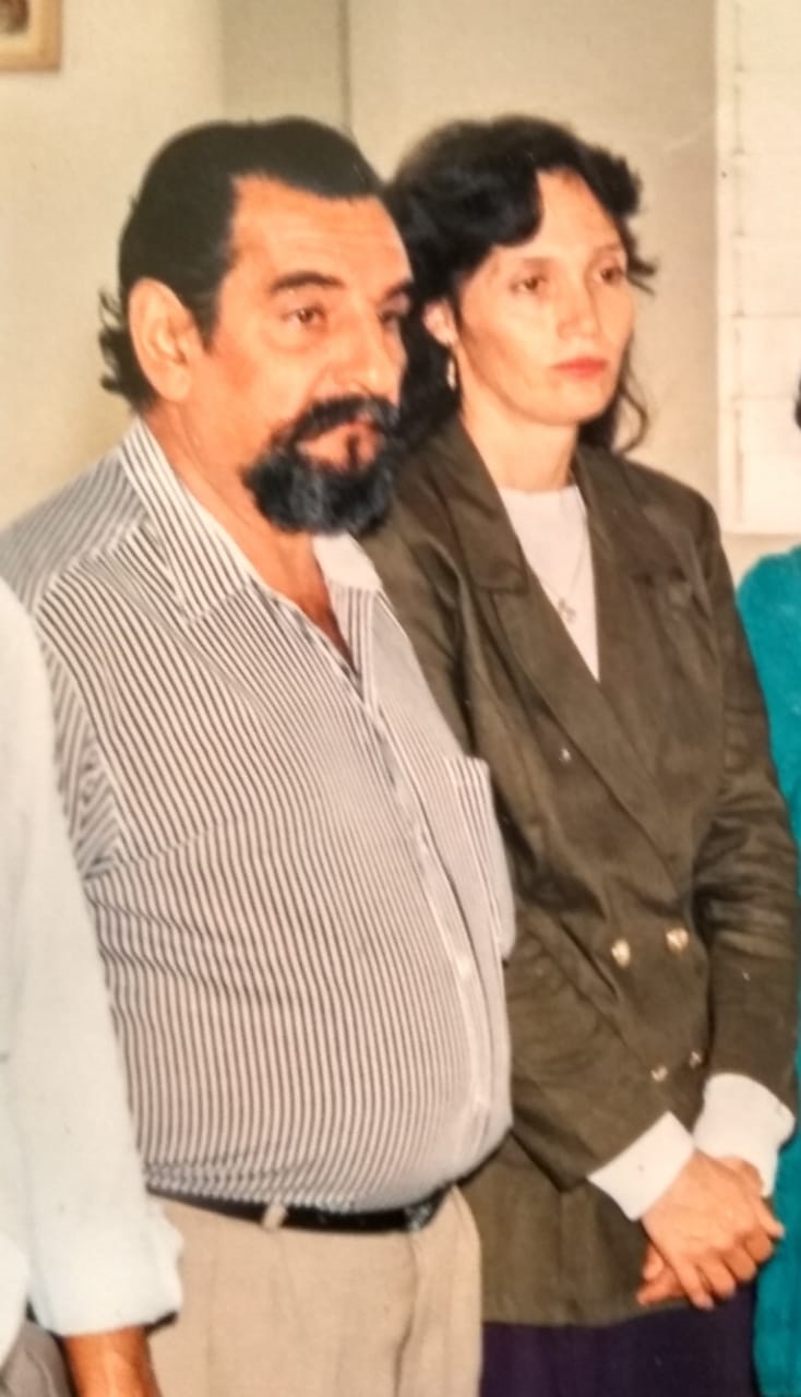 Yanel dan istrinya di tahun 1994.