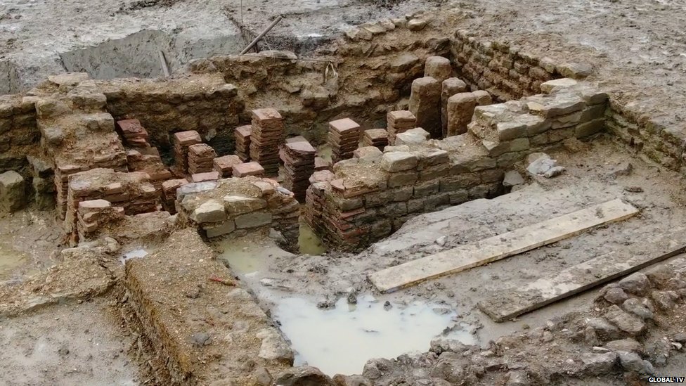 Остатки римской виллы, обнаруженные в Кам