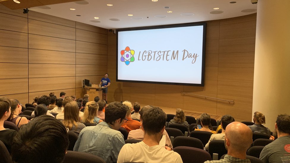 Событие Pride in STEM для ЛГБТ + в день STEM 2019