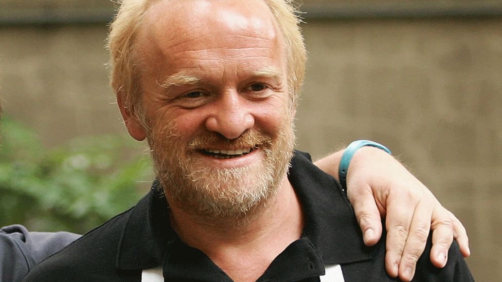 El prestigioso chef británico Antony Worrall Thompson cree que las abuelas saben más que los científicos de cocina. El prestigioso chef británico Antony Worrall Thompson cree que las abuelas saben más que los científicos de cocina.