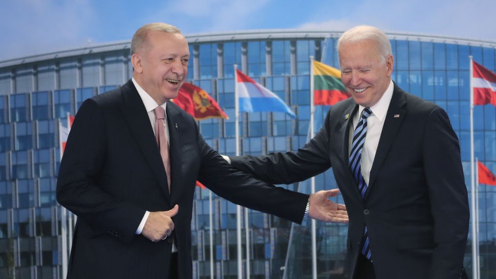 ABD Başkanı Joe Biden ile Cumhurbaşkanı Recep Tayyip Erdoğan, Biden'ın göreve geldiği 20 Ocak'tan sonra ilk yüz yüze görüşmelerini 15 Haziran'da, NATO zirvesi için gittikleri Brüksel'de gerçekleştirdi.