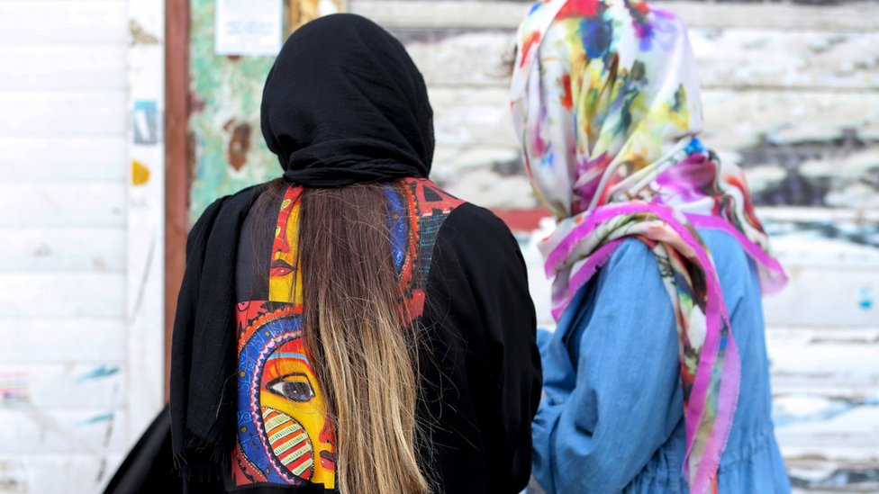 İran'da kadınlara şiddet karşısında sessiz kalmaları öğütleniyor
