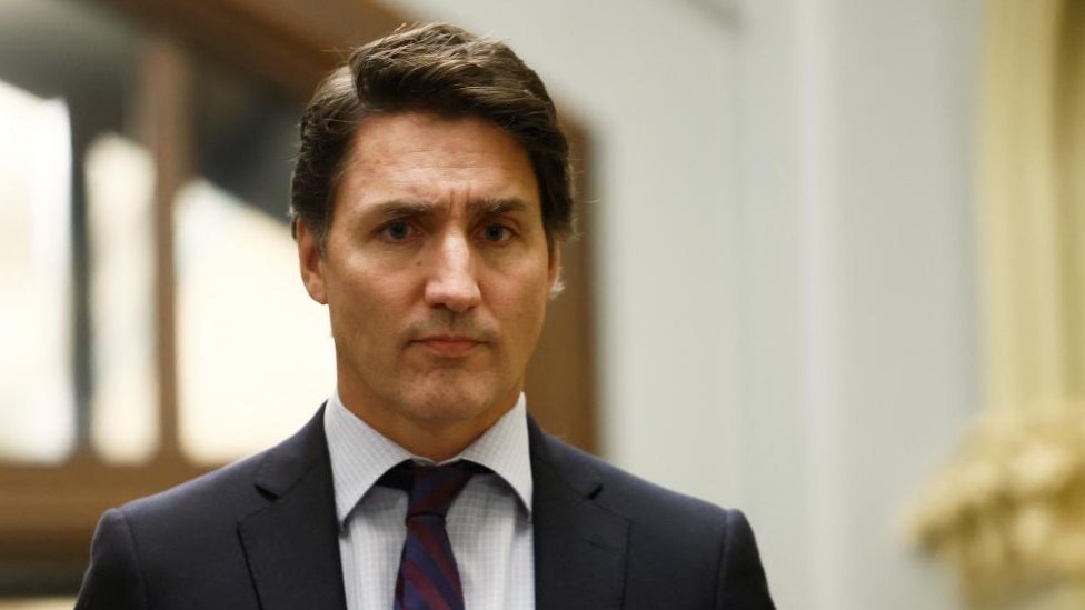 Justin Trudeau apologises after Nazi veteran honoured in parliament