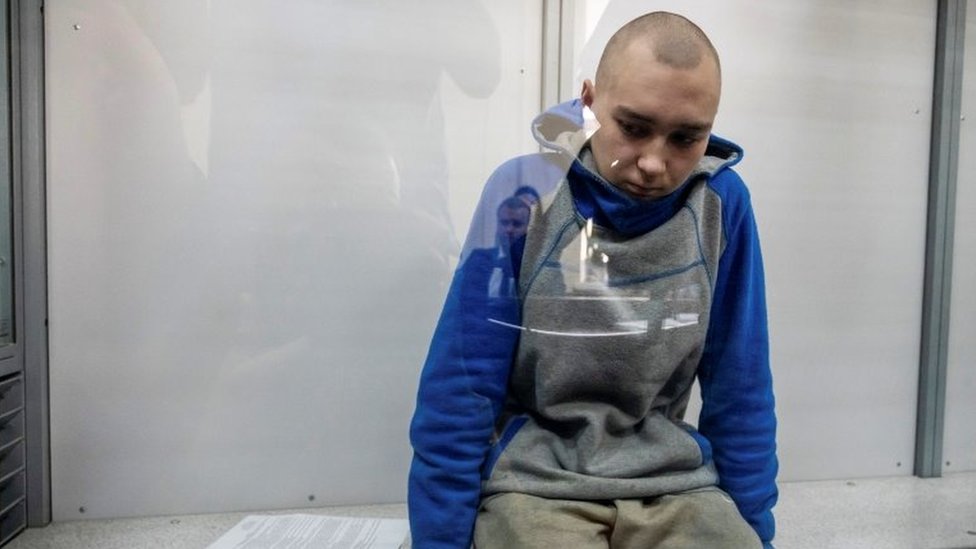 Российский военный в суде признал вину в убийстве безоружного украинца