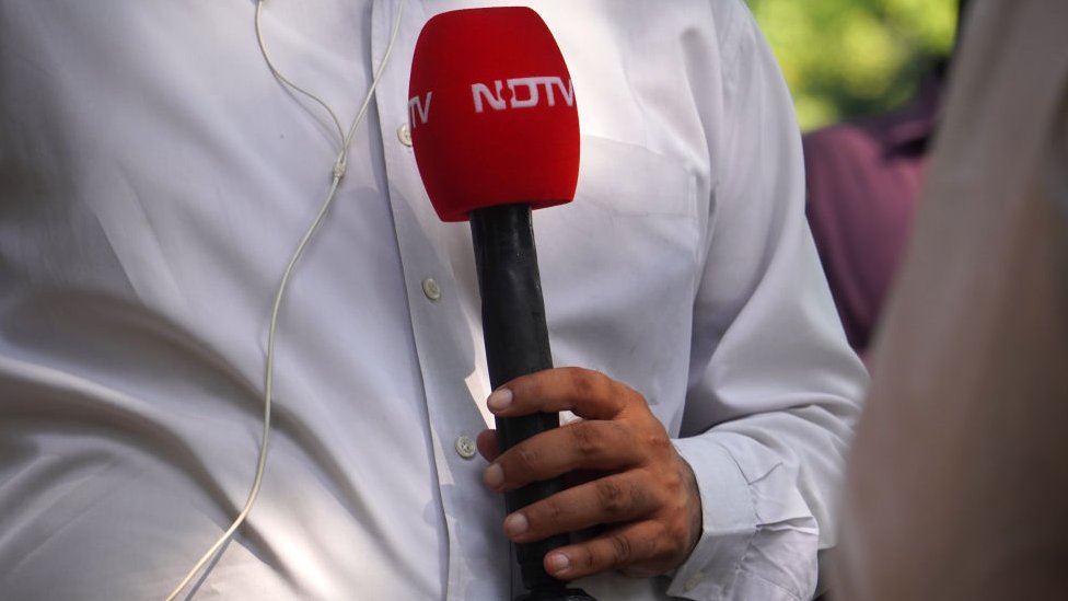 Repórter do canal indiano NDTV