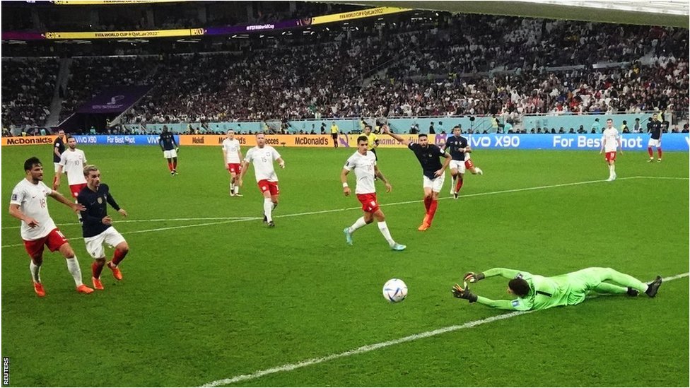 Gol Olivier Giroud ke gawang Polandia