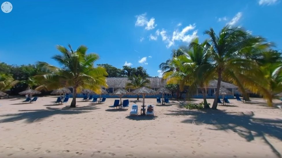 VR tour of a Jamaican beach