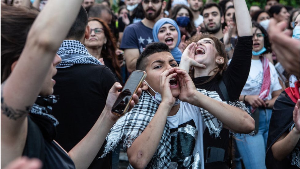 Israeli Arabs in Haifa rally in support of Palestinians (18/05/21)