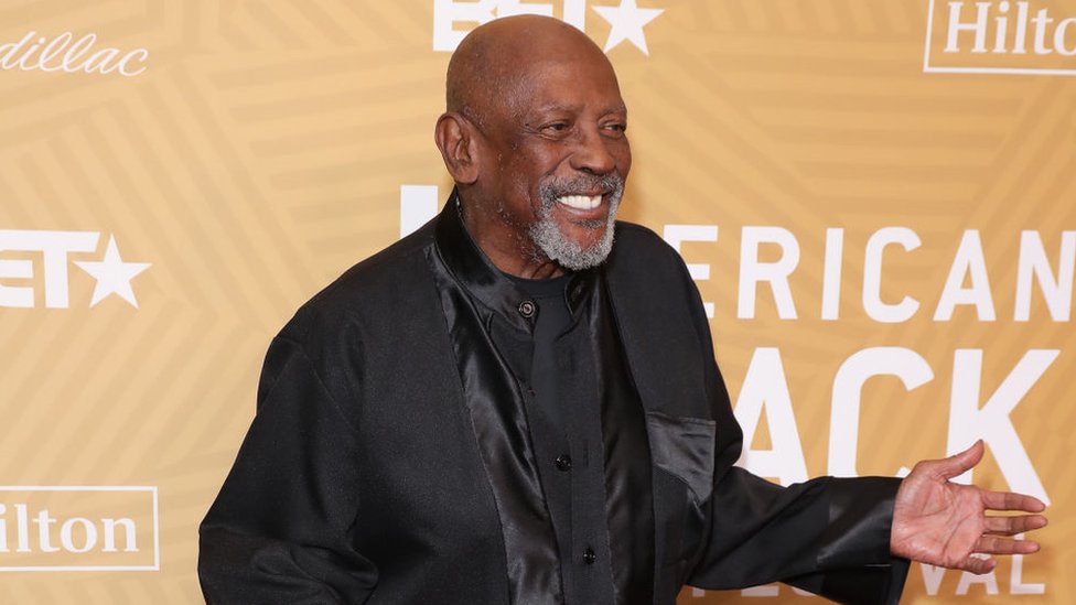 Louis Gossett Jr: First black man to win supporting actor Oscar dies