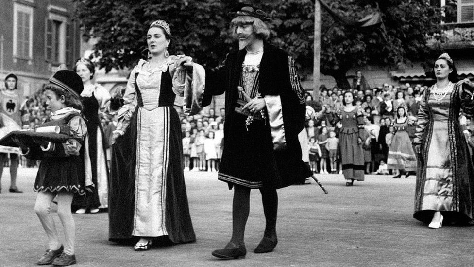 Representación teatral histórica en Portugal de Felipa Moniz, esposa de Cristóbal Colón. 1960