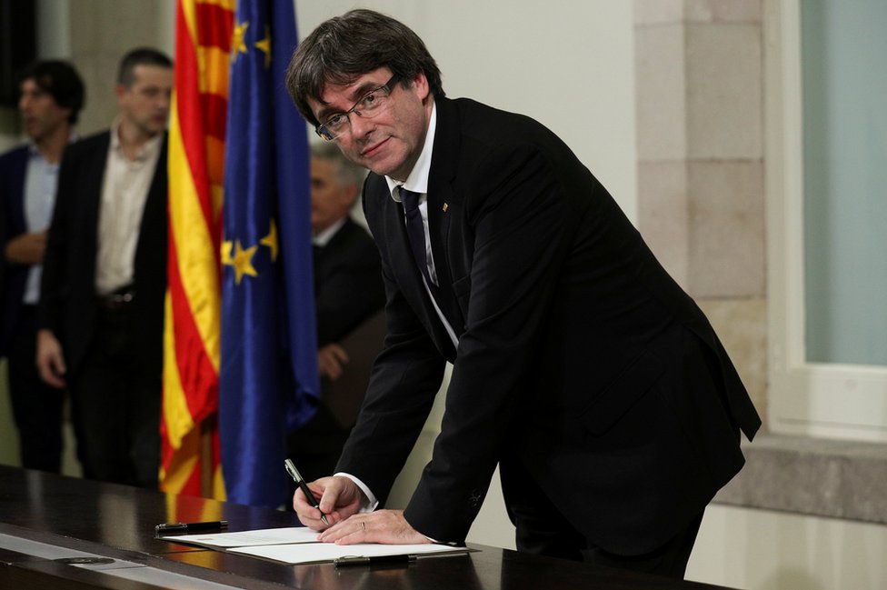 La declaración simbólica firmada el martes por 72 diputados carece de validez jurídica. Carles Puigdemont
