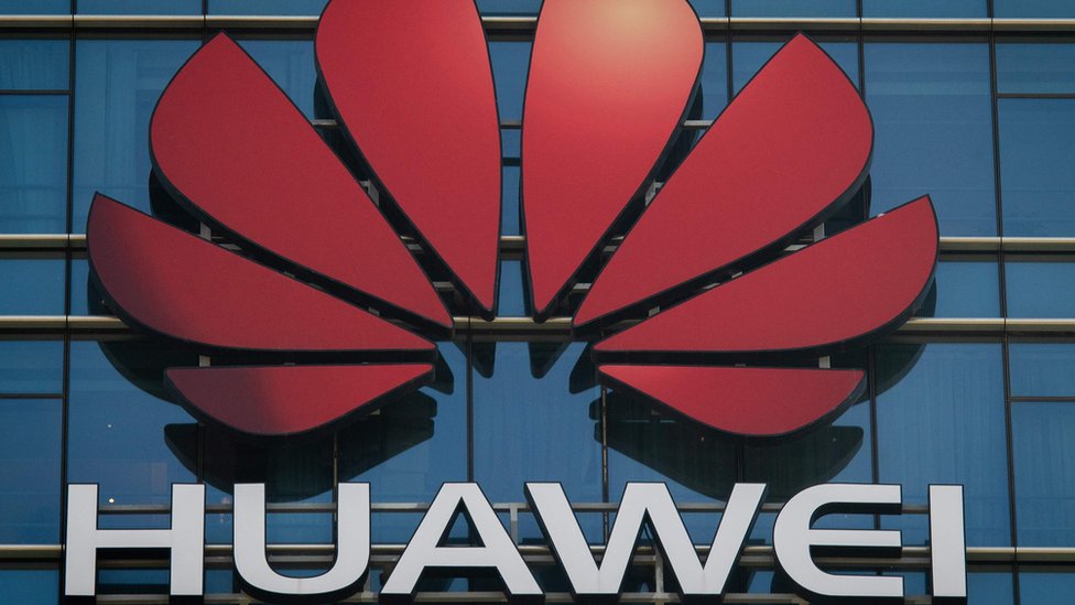 Huawei сталкивается с негативной реакцией после того, как бывший сотрудник был задержан на 251 день