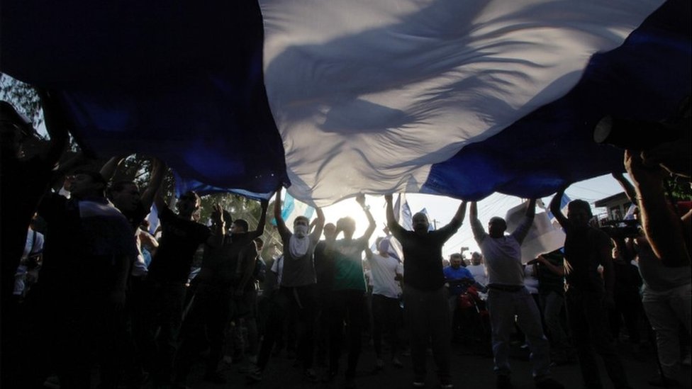Marcha de empresarios en Managua.