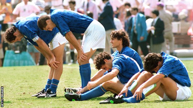 Italy's players are dejected following defeat in the 1994 World Cup final