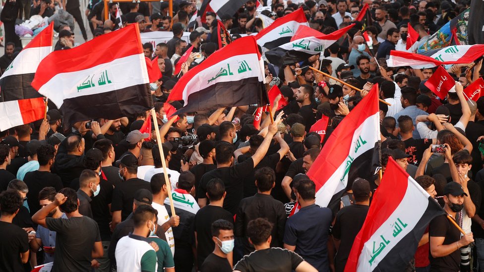 الأزمة في العراق: الأمم المتحدة تدعو الفصائل السياسية إلى إنهاء المأزق قبل فوات الأوان 1 احتجاجات في العراق.