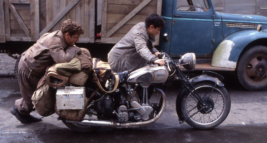 Кадр из фильма «Дневники мотоциклистов»