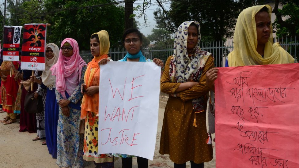 Protesta en Bangladesh por la muerte de Nusrat Jahan Rafi