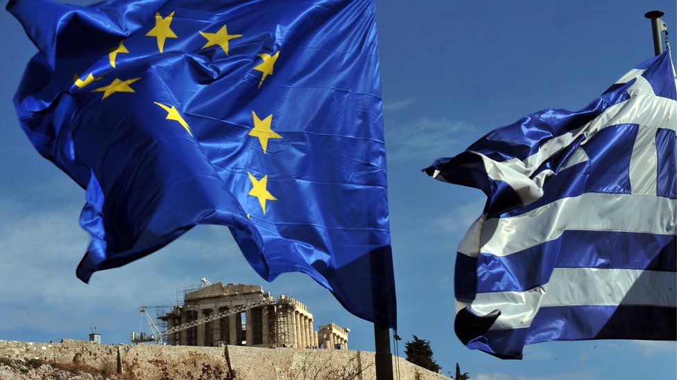 Grčka i EU zastava u Atini