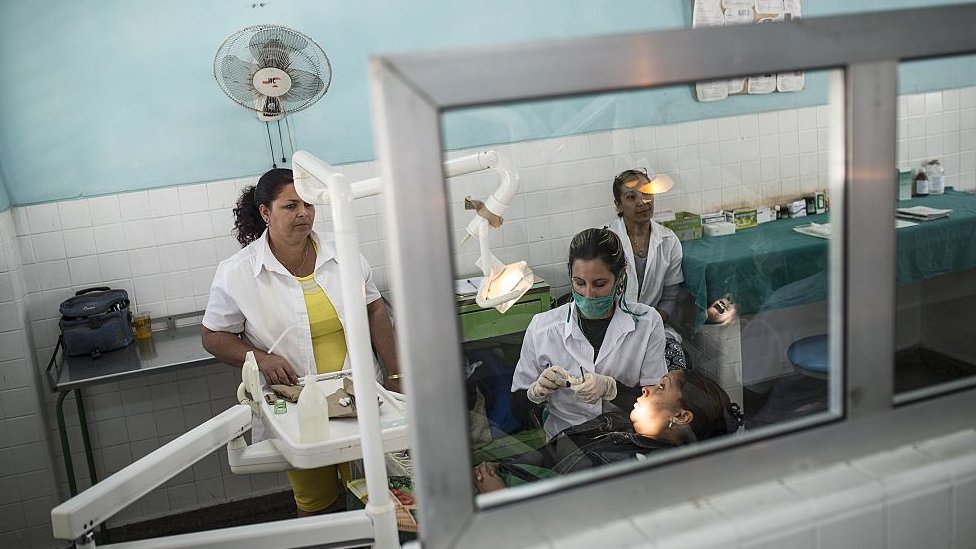Dentista cubana