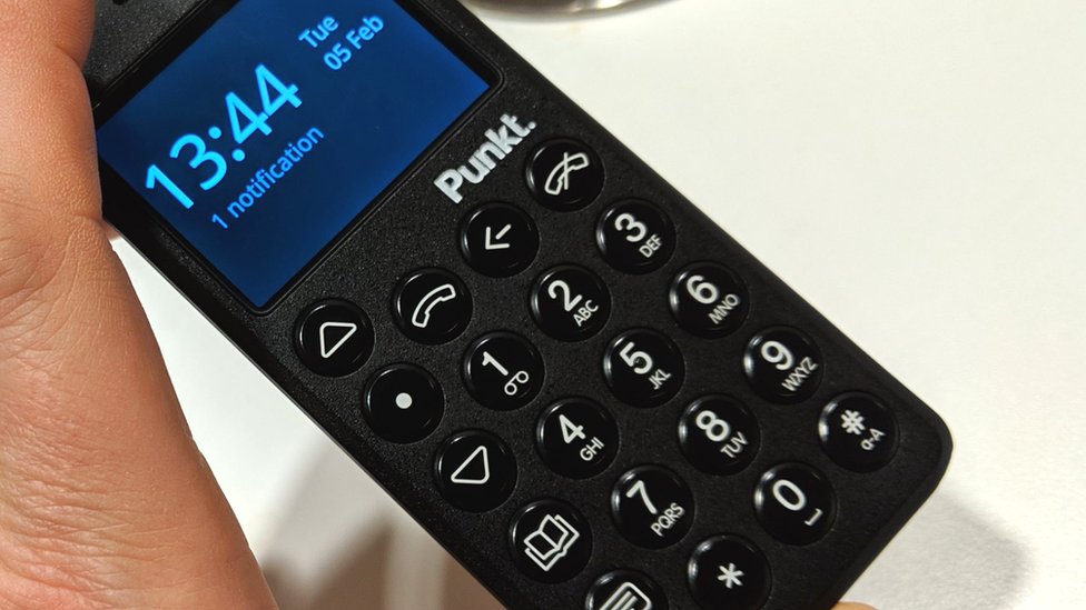 The Phone Makers Bringing Buttons Back c News