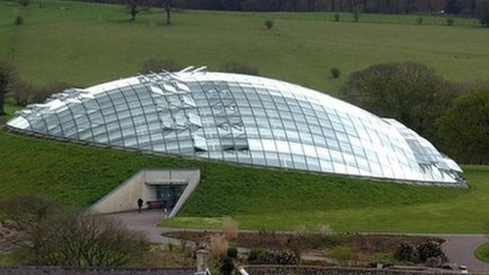 Большая теплица в Национальном ботаническом саду Уэльса